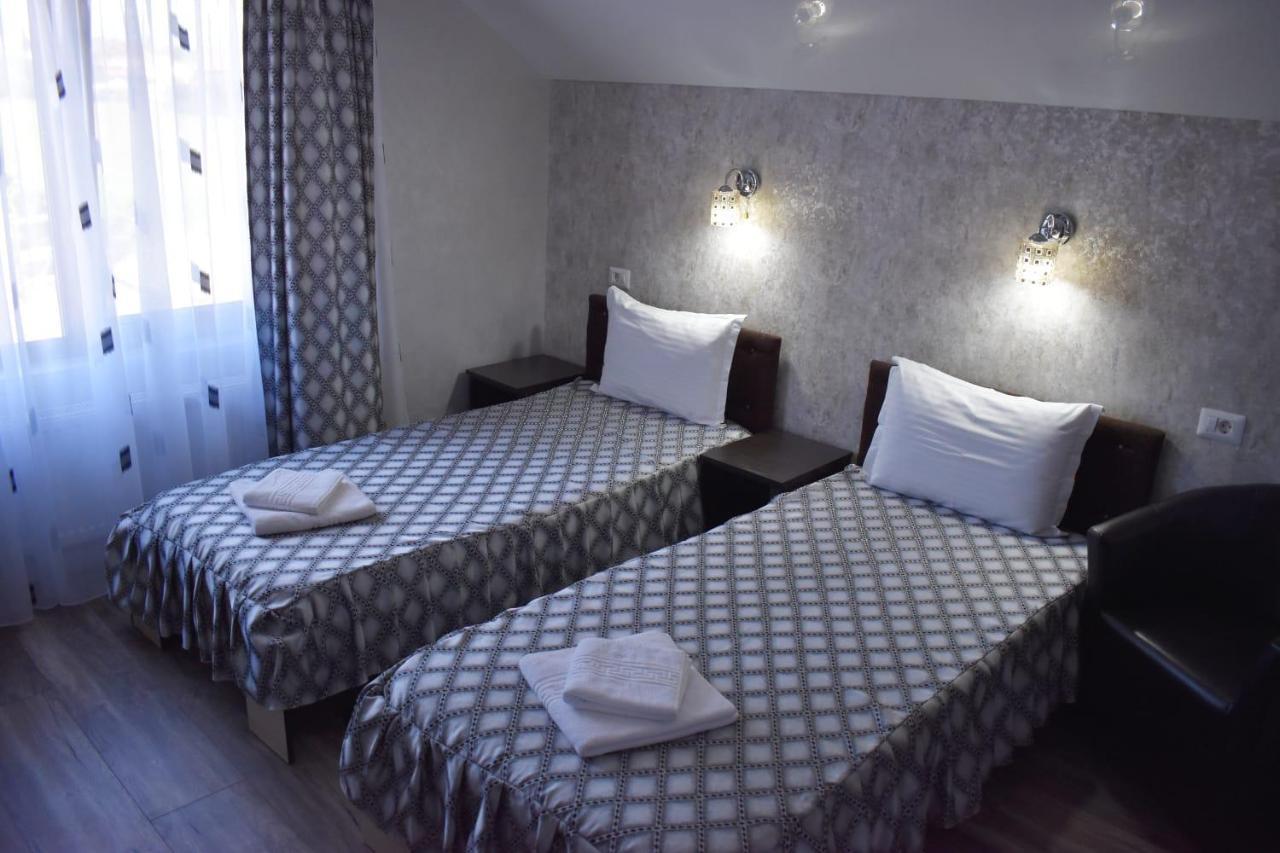 Casa Brancusiana Apartment Târgu Jiu Екстериор снимка